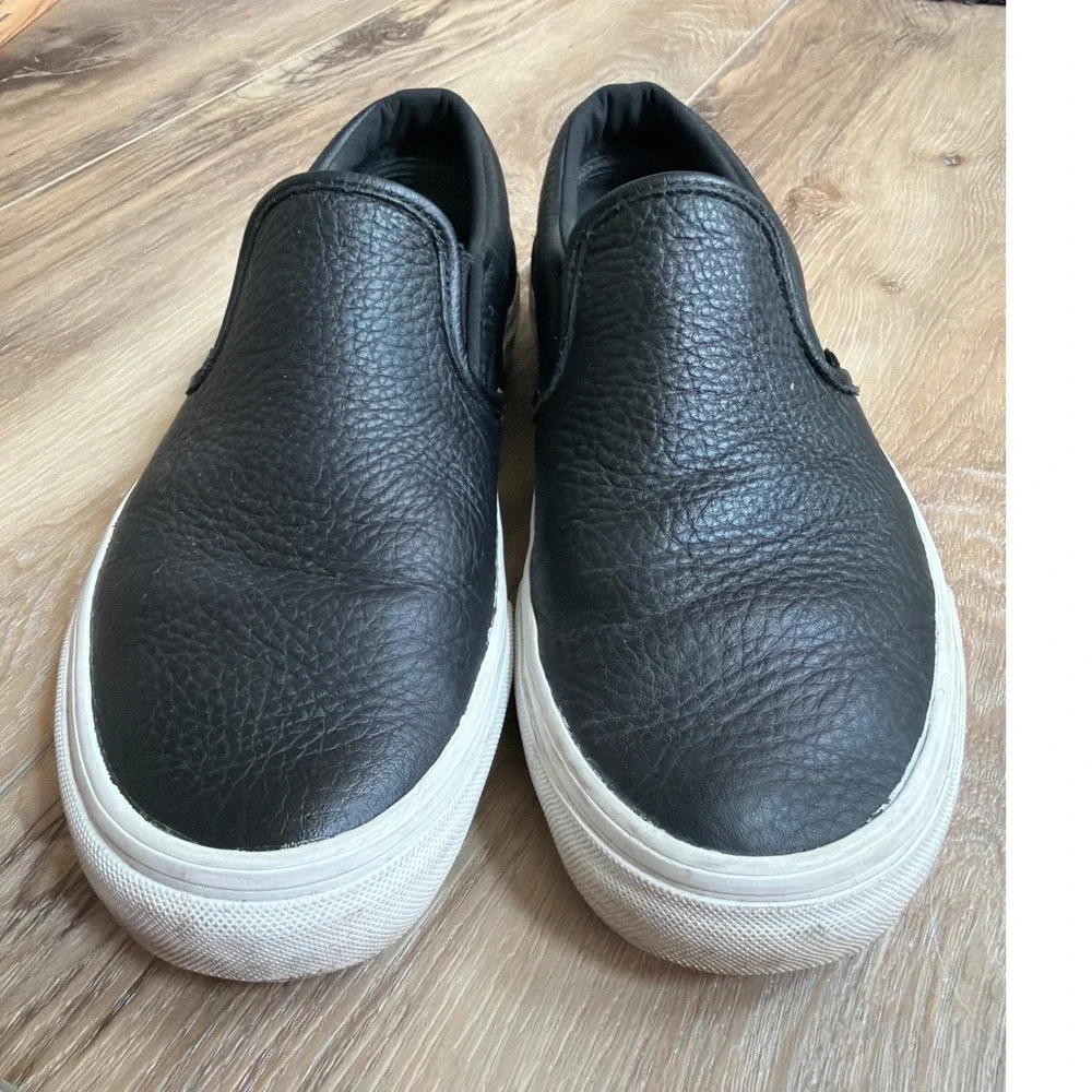 Vans Slip-On Unisex Mens 7 Womens 8.5 Black Good Tumbled Leather UltraCush
